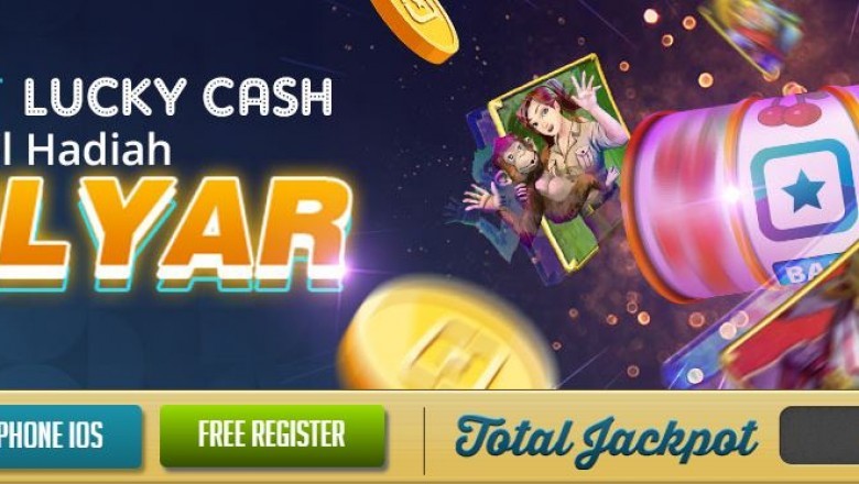 Reasons People Switch to Playing Poker Online