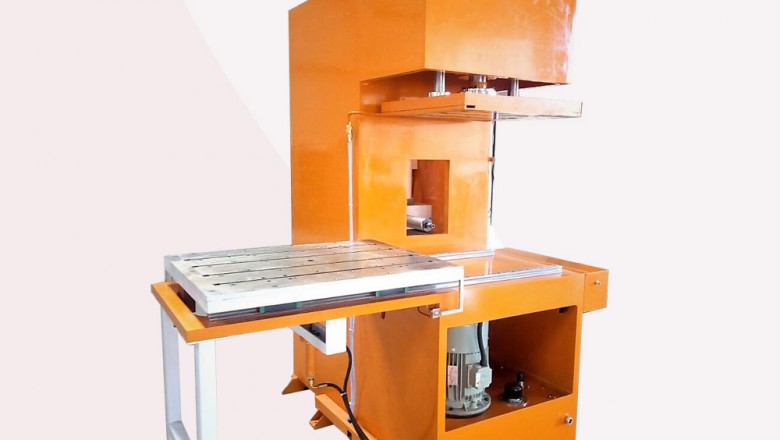 Ceramic Injection Machine and Wax Injection Machine In Investment Casting