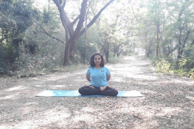 Yoga Mudra pose ( Symbol of Yoga) | Superyogis