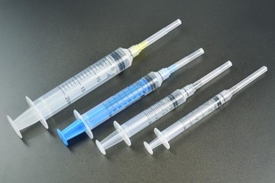 The primary difference is that physicians require the manual Retractable Needle Safety Syringes  over one that uses disposable needles