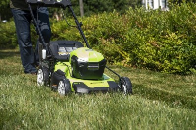 5 Tips to Get Your Lawn Ready for Fall and Beyond