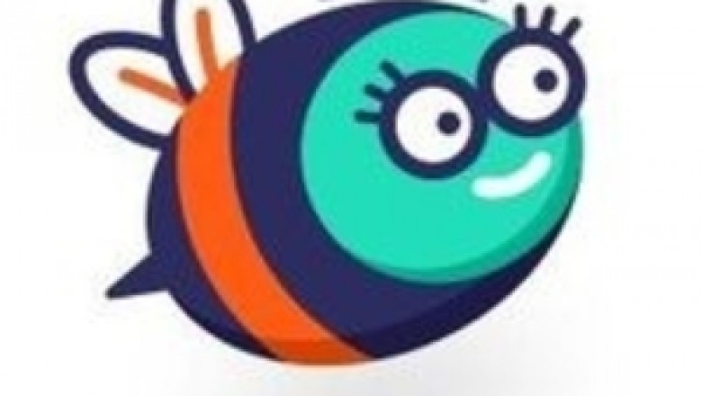 Professional Makeup Artist Online Course - CourseBees