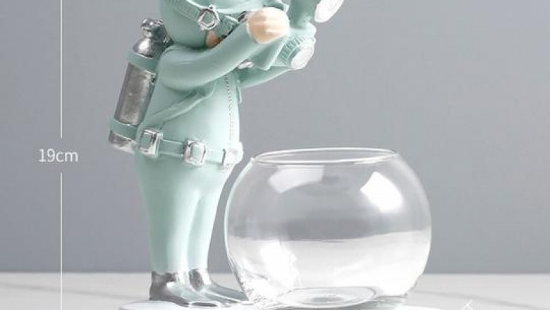 Astronaut Resin Decorative Flower Pots |syireproducegroup for the best website