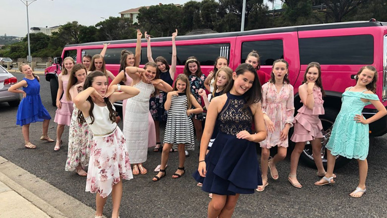 2021, Best Limo - Quinceanera Limo Service, Do It Traditionally. | DC VA & MD