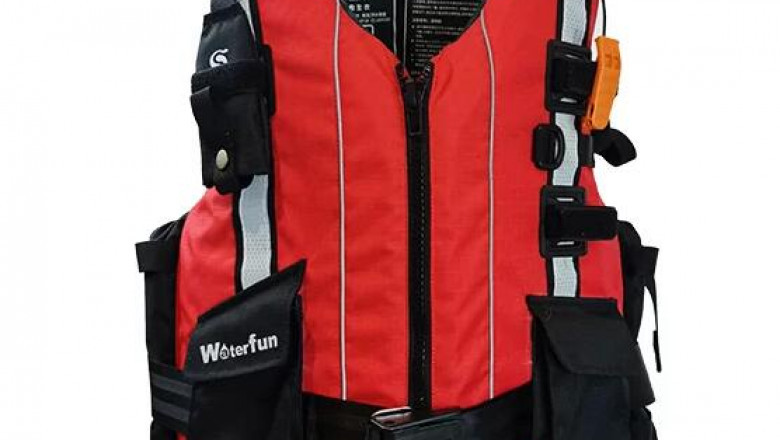 Water fun ada handicap pool lift, it is indispensable for people with mobility impairments to swim