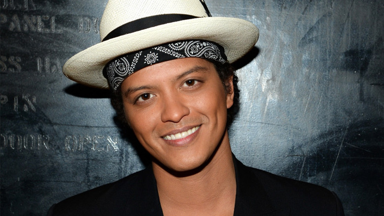 Bruno Mars Bio 2022: Age, Wiki, Net Worth