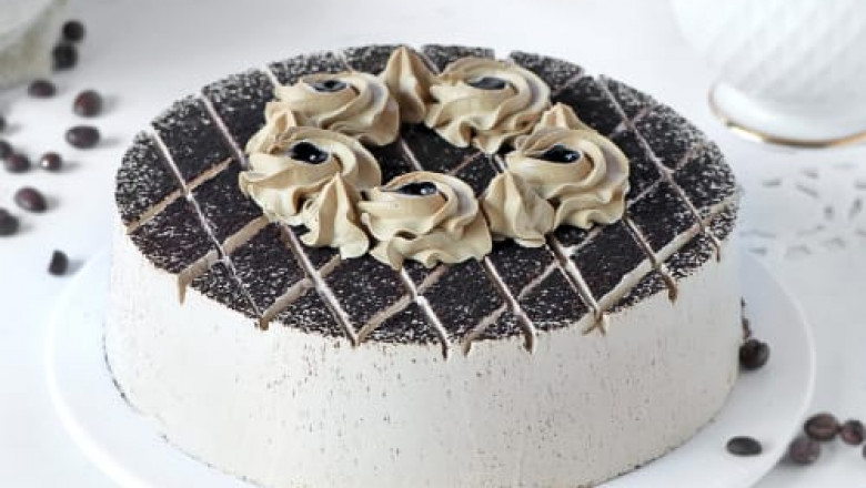 Yummy Online Birthday Cakes For Kids in Delhi