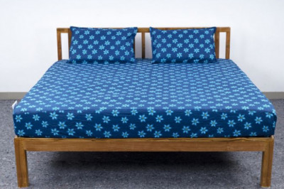 Buy Cotton fitted Bedsheets with matching pillow cover online