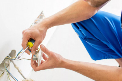 Zoom Electricians Isla Vista