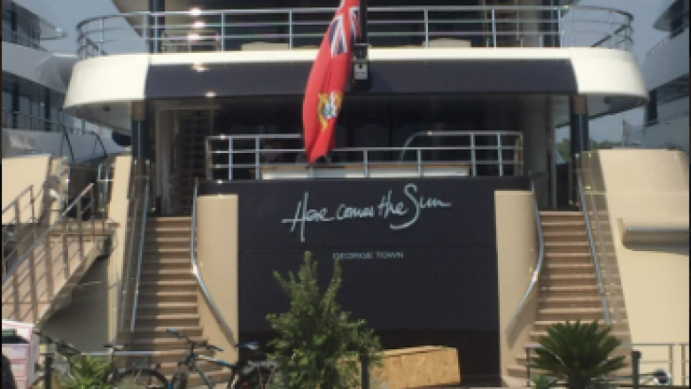 yacht upholstery cleaning Antibes,yacht interior cleaning Antibes