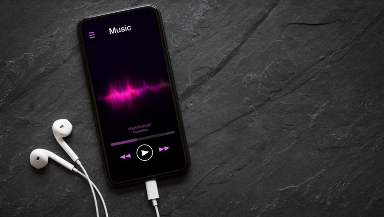 Create a music streaming app like spotify?