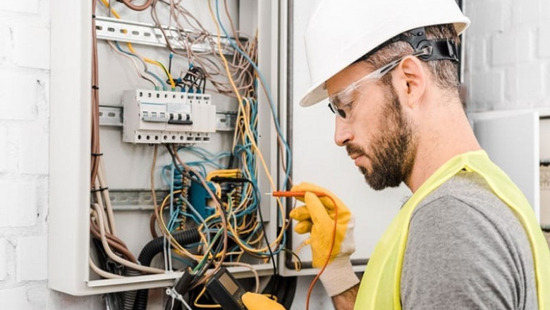 Electrical Garage Playa Vista