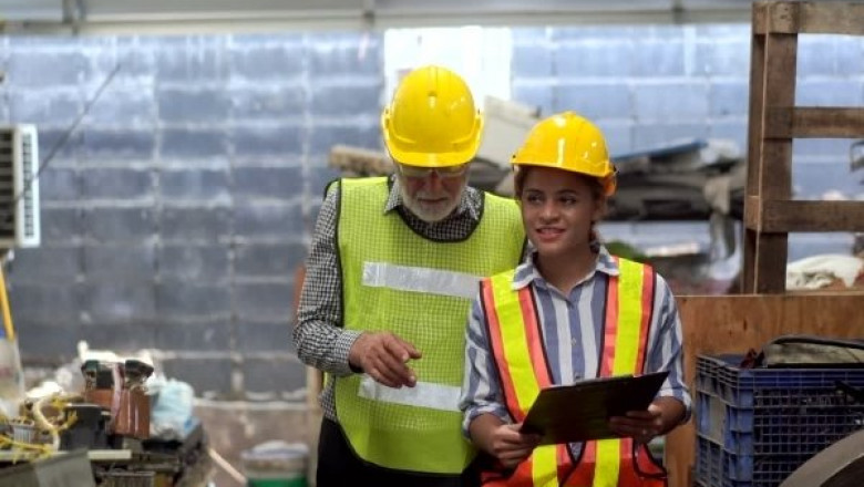 E-Waste Disposal: How to Recycle Old Tech