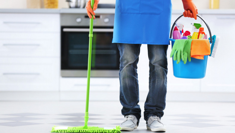 PROFESSIONAL ROOM CLEANING SERVICE FARIDABAD
