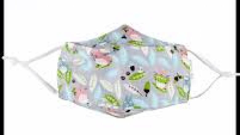 Cartoon/Anime: Totoro Face and Leaf in Light Grey