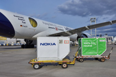 DB Schenker, Lufthansa Cargo extend CO2-free freighter flights; Nokia join forces