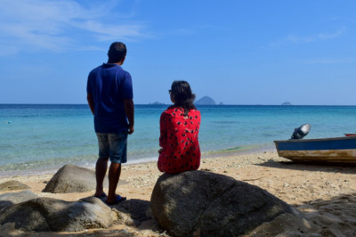 Follow The Roaming Shoes on Pinterest