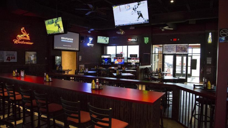 How to Open a Sports Bar