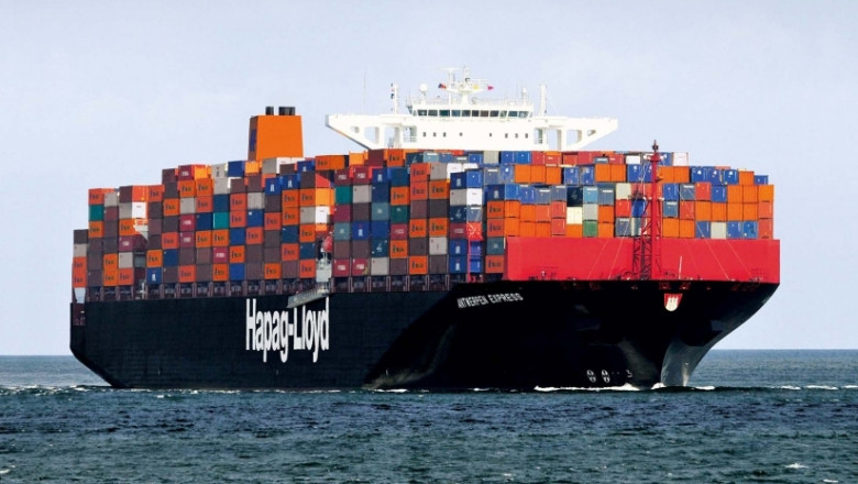 Higher freight rates push Hapag-Lloyd 9-months revenue up 71%