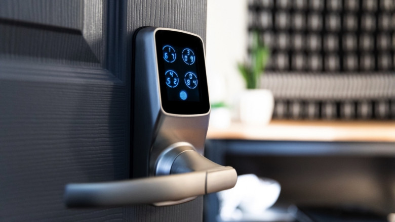 Smart Lock Market Size and Forecast