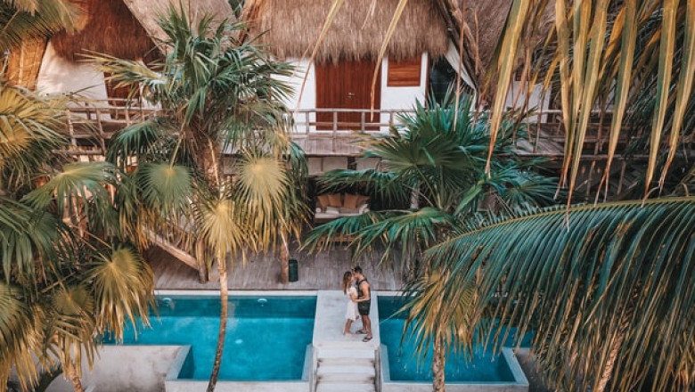 Should Couples Consider Abroad Honeymoon Destinations in 2022?
