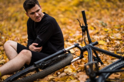 How Does a Sports Injury Clinic Help Injured Athletes?