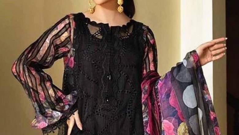 Afrozeh Chiffon Suit exclusive at Replica Zone Pakistan
