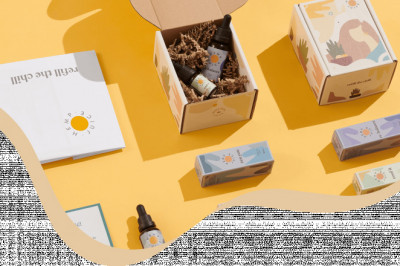 Show off the superior quality of your products by opting for custom boxes made from sturdy kraft material.