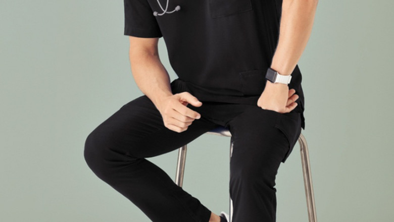 Do Pharmacists Really Need Scrubs?