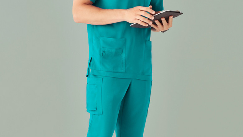 Benefits Of Wearing Dental Scrubs