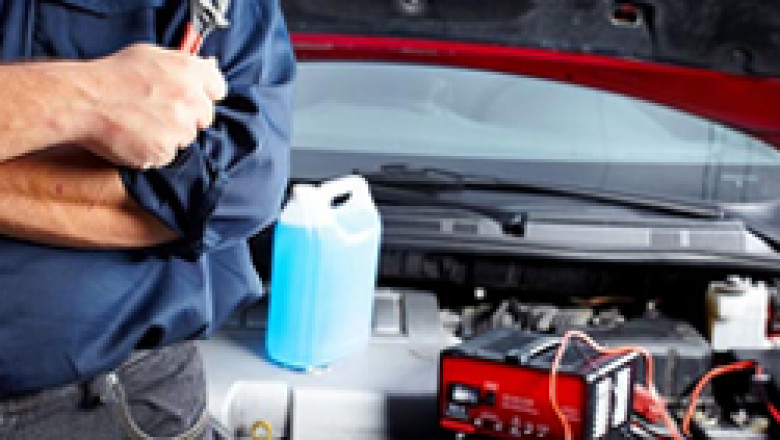 Auto repair tools