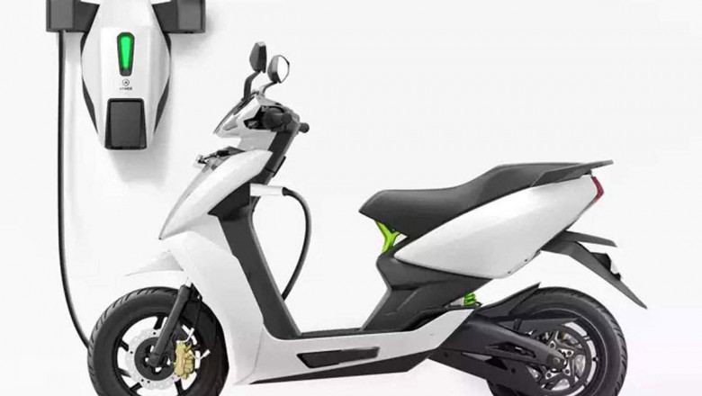 It's environmental friendly, convenient, and fashionable to commute with an electric bike