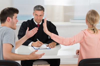 What Are The Importance Of Using Family Law Solicitors?