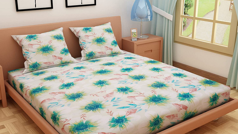 Dream Care Floral Print 100% Pure Cotton Bedsheet with 2 Pillow Covers, Double Bed (Green)