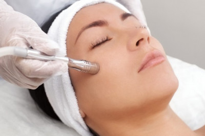 Global Non-Surgical Skin Tightening Market Size, Share, Trends, COVID-19 Impact & Growth Analysis Report