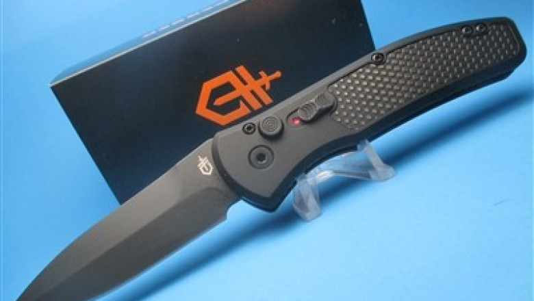 Make A Durable & Smart Investment: Shop for High Quality Automatic Knives
