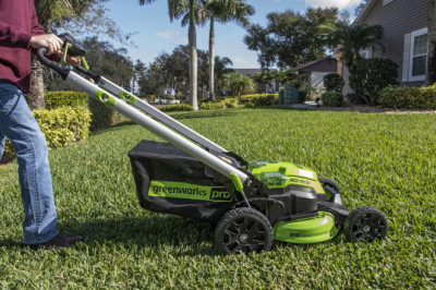4 Lawn Care Resolutions You Should Make Next Year