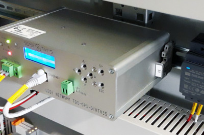 It includes a number of useful applications that allow users to determine the time from a location using the Network Time Protocol (NTP)