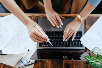 Invictus Brands Services