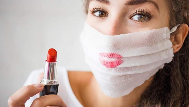 BEST BEAUTY HACK TO MASK-PROOF YOUR LIPSTICK