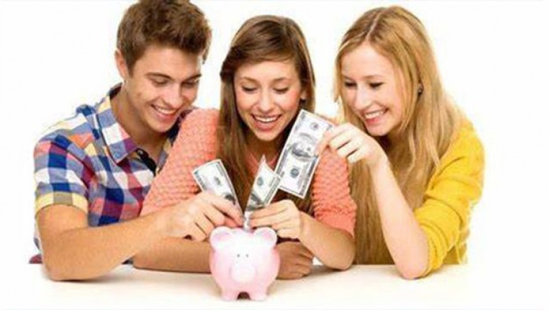 5 Smart Financial Moves to Start Saving in Your 20s