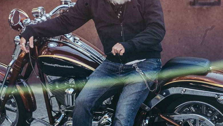 Buy Biker Apparel of Best Quality from Skull Riderz