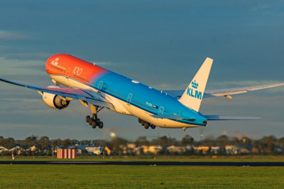 How to hold the flight ticket with KLM Airlines?