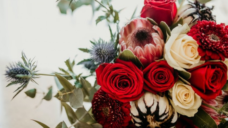 Creating the Ideal Replicas with Wooden Flowers