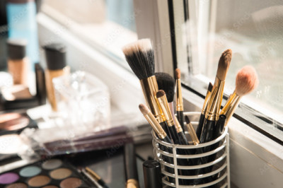 Grab Best Deals And Offers On  Cosmetics Products from Womancart.