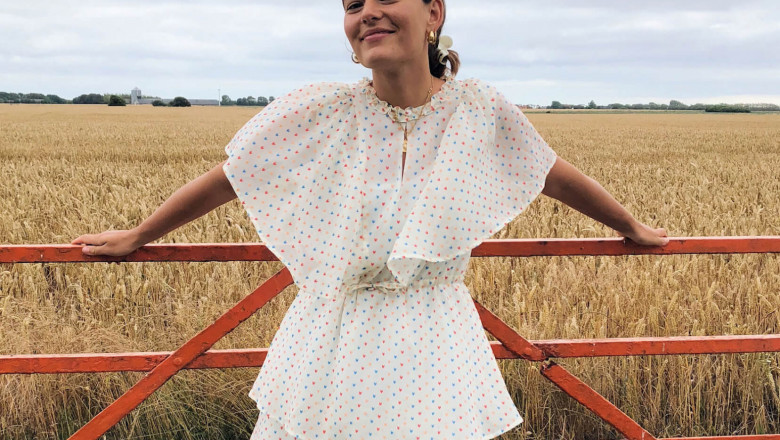 BEST SUMMER DRESS FOR SHORTER WOMEN