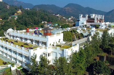 About Staying in a Luxury Hotel for an average Traveller