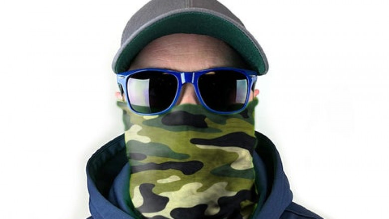 Hunt the best camo neck gaiters from a trusted website
