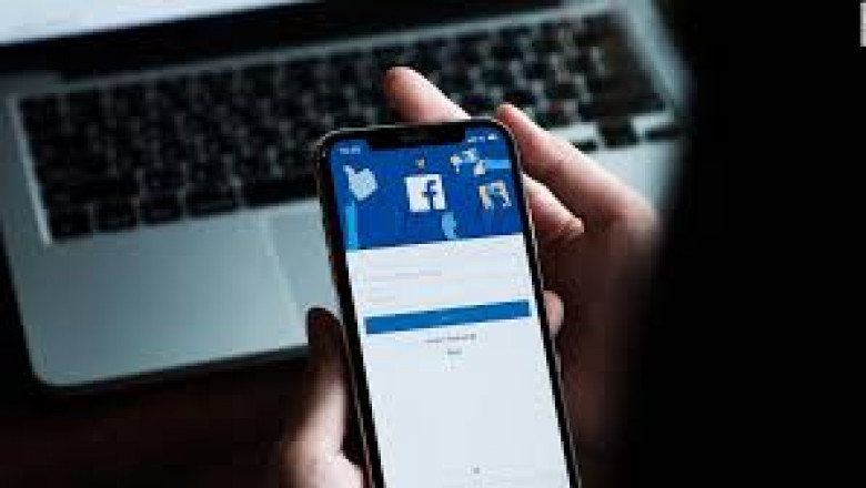 Dial Facebook customer service number to rectify the technical issues