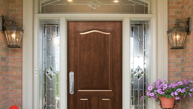 Custom Wood Doors: How They Can Add Beauty to Homes